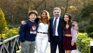 مسلسل الاقامة الجبرية الحلقة 1